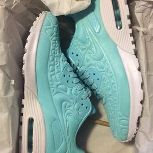 Brand new Nike air max !